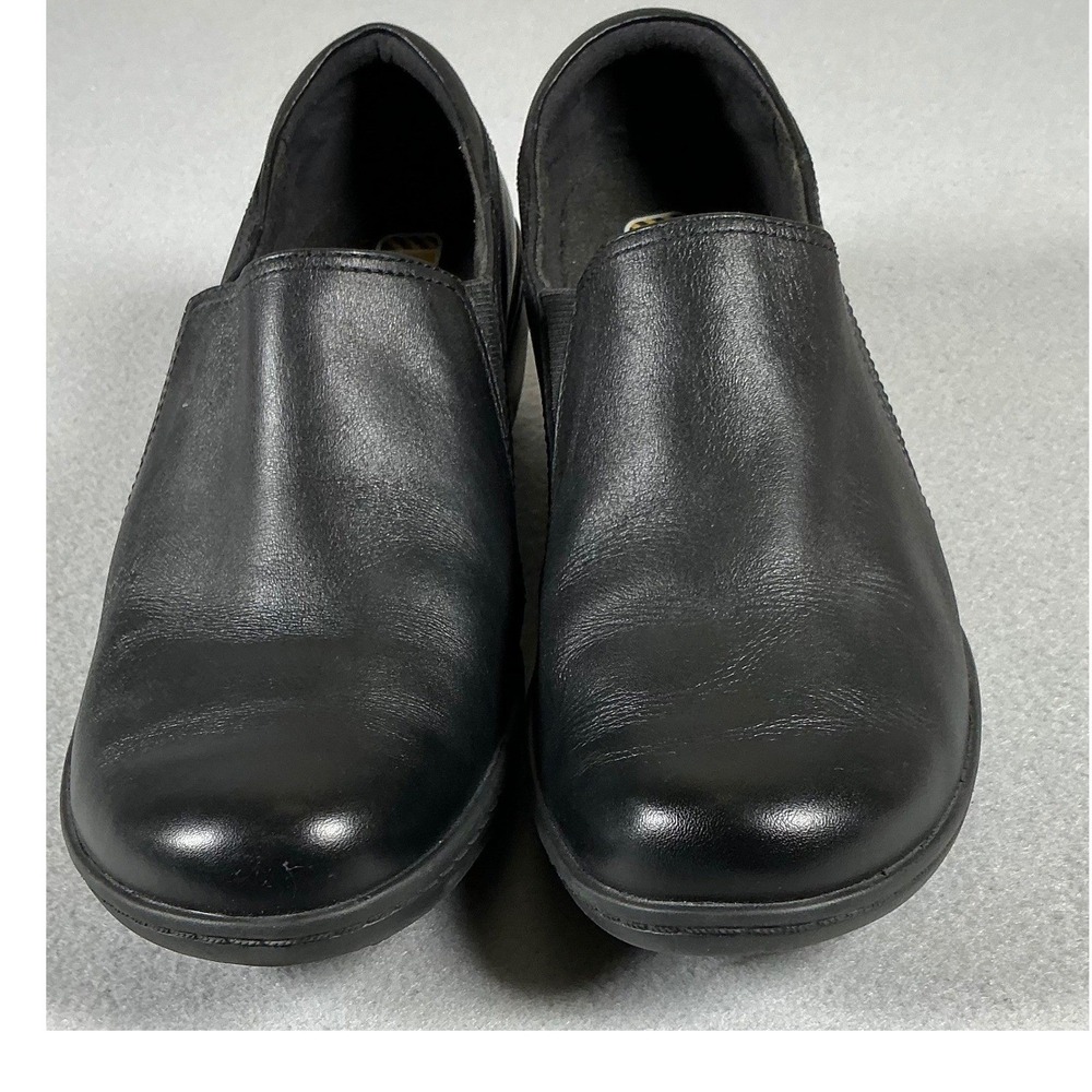 Clarks Black Leather‎ Slip On Shoes Womens 9.5 M Comfort Work Anti Slip